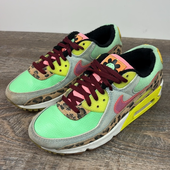Nike Shoes - Nike Air Max 90 LX “90s Dancefloor Green” Sneakers – Women’s Size 6 *RARE*